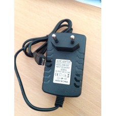 Блок питания 5V 2.5A Micro USB